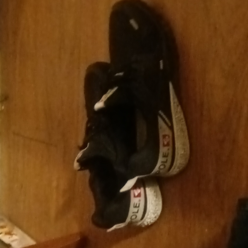 Shoes - Picture 2 of 2